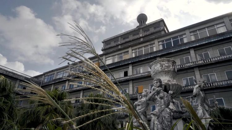 Kondisi Hotel Kaum Elite yang Sudah 2 Dekade Terbengkalai