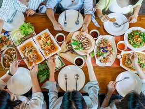 Hikmah untuk Alfa Saat Salah Restoran Ketika Reuni Bareng Kawan SMP