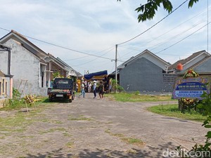 Jenazah Mayor Yuda Pilot Super Tucano Dimakamkan Usai Salat Jumat