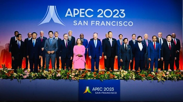 Jokowi Hadiri KTT APEC 2020 Secara Virtual dari Istana Bogor