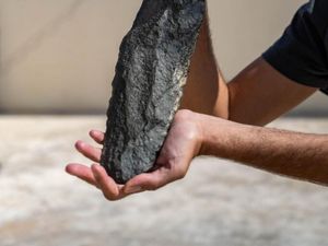 Kapak Tangan Purba Ditemukan di Utara Arab Saudi, Usianya 200 Ribu Tahun
