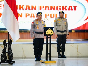 Kapolri Naikkan Pangkat 4 Perwira Polri, Tornagogo Sihombing Jadi Komjen