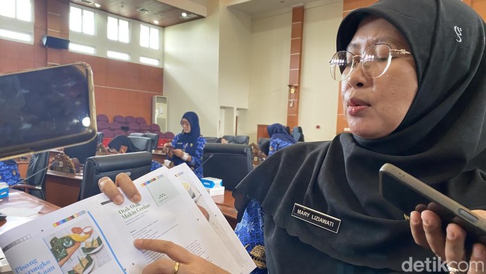 Kepala Dinas Kesehatan (Kadinkes) Depok Mary Liziawati. (Devi/detikcom)