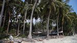Menikmati Desiran Air Pantai Samboang Bulukumba