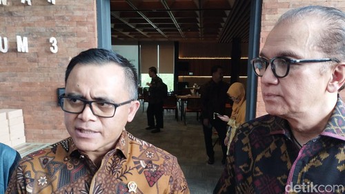 Menteri PAN-RB Abdullah Azwar Anas di Kura-Kura Bali, Denpasar, Jumat (17/11/2023).