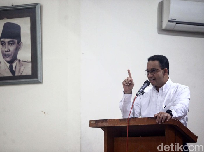 Relawan Garda Matahari memberikan dukungan ke Anies Baswedan-Muhaimin Iskandar. Deklarasi disampaikan di Gedoeng Joeang 45 Jakarta.