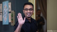 Sebelumnya, Capres Ganjar Pranowo mengingatkan agar Aiman harus bisa membuktikan pernyataannya. Dia meminta agar bukti dan fakta terkait polisi tidak netral itu dibeberkan agar tidak menjadi fitnah.