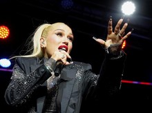 Kangen Sih, Tapi Gwen Stefani Mau Muntah Dengar Lagu No Doubt Kangen Sih, Tapi Gwen Stefani Mau Muntah Dengar Lagu No Doubt