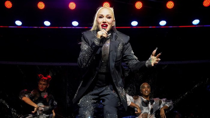 Singer Gwen Stefani performs onstage during a welcome reception for Asia-Pacific Economic Cooperation (APEC) leaders in San Francisco, California, U.S., November 15, 2023. REUTERS/Kevin Lamarque