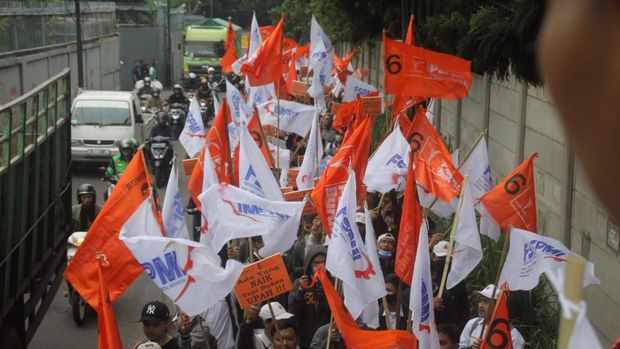 Potret Buruh minta UMP 2024 naik 15%. (Dok. KSPI)