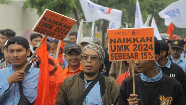 Potret Buruh minta UMP 2024 naik 15%. (Dok. KSPI)