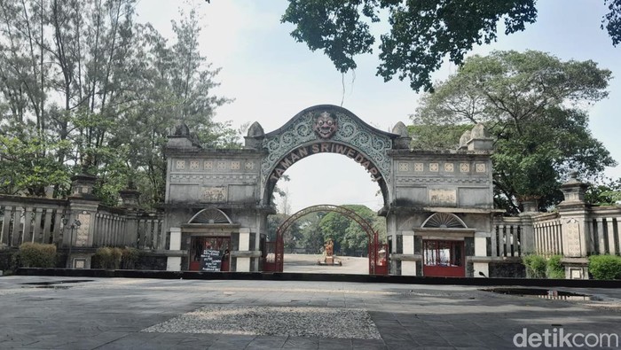Taman Sriwedari Solo
