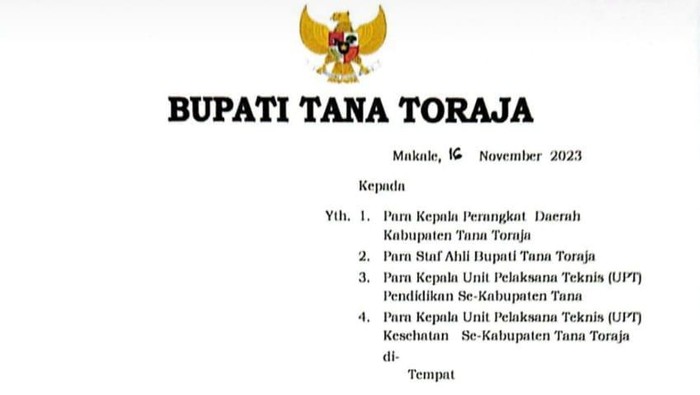 Pemkab Tana Toraja, Sulawesi Selatan (Sulsel) mengeluarkan surat edaran (SE) yang melarang Aparatur Sipil Negara (ASN) bermain judi online.