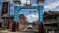 detikcom bersama BRI mengadakan program Jelajah Desa BRILian yang mengulas potensi dan inovasi desa di Indonesia baik dari segi perkembangan ekonomi, infrastruktur, hingga wisata serta dampaknya terhadap masyarakat lokal maupun nasional. Untuk mengetahui informasi program Desa BRILian lebih lanjut, ikuti terus informasinya hanya di jelajahdesabrilian.detik.com! 