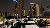 The Roofie ini belakangan viral di TikTok sebagai tempat makan hidden gem, karena lokasinya berada di tengah perumahan yang padat penduduk. Foto: detikcom