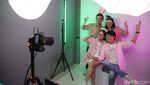 Abadikan Momen Narsismu di Selfie Time