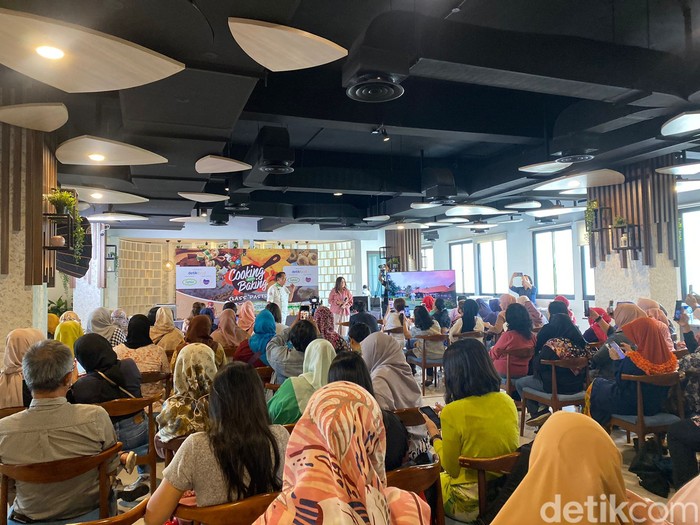 Chef Yongki Gunawan Ungkap Resep Fruitcake hingga Nastar untuk Natal Istimewa