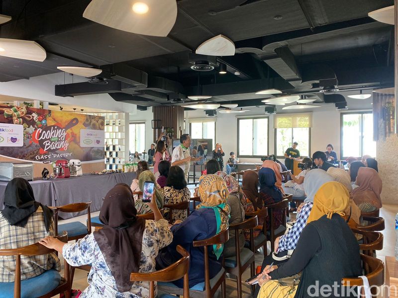 Chef Yongki Gunawan Ungkap Resep Fruitcake hingga Nastar untuk Natal Istimewa