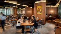 Bram Hendrata, CEO ISMAYA Group, menyatakan, Kehadiran kami di Makassar menandai langkah penting dalam perjalanan bisnis kami. Kami berkomitmen untuk memperkaya ragam kuliner di kota tersebut. Dengan semangat inovasi dan fokus pada penyediaan layanan berkualitas, kami akan terus berupaya memberikan pengalaman kuliner terbaik bagi pelanggan kami.