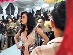 Heboh Fashion Show Waria di Makassar, Camat Langsung Bubarkan