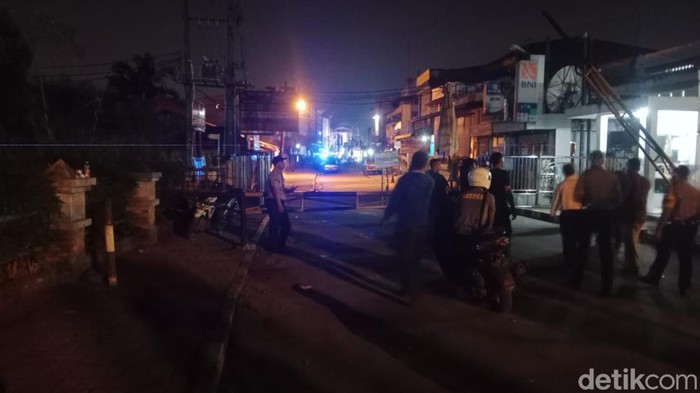 Foto: Situasi di sekitaran kampus Unika pasca bentrokan. (Raja Malo Sinaga/detikSumut)