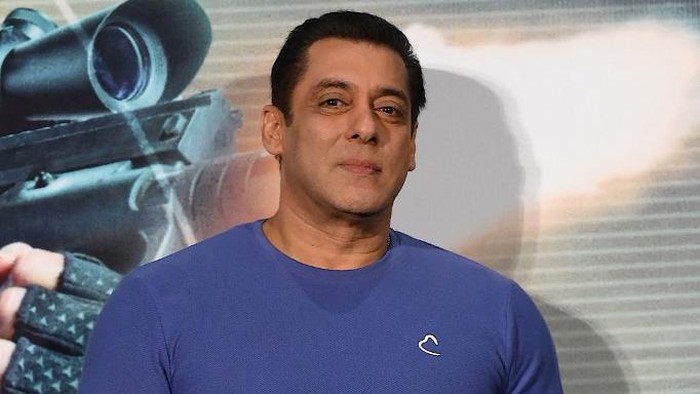 INDIA-ENTERTAINMENT-CINEMA-BOLLYWOOD Bollywood actor Salman Khan attends the screening of his Indian Hindi-language action thriller film Tiger 3 in Mumbai on November 17, 2023. (Photo by SUJIT JAISWAL / AFP)