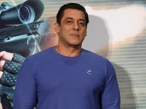 Salman Khan Diancam Lagi! Mobilnya Mau Dibom