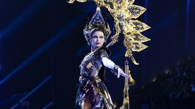 7 Potret Aksi Fabienne di National Costume Miss Universe 2023, Pakai Kostum Wayang