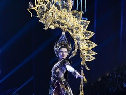 7 Potret Aksi Fabienne di National Costume Miss Universe 2023, Pakai Kostum Wayang