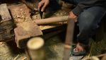 Menilik Pembuatan Angklung Daeng Soetigna di Bale Angklung Bandung