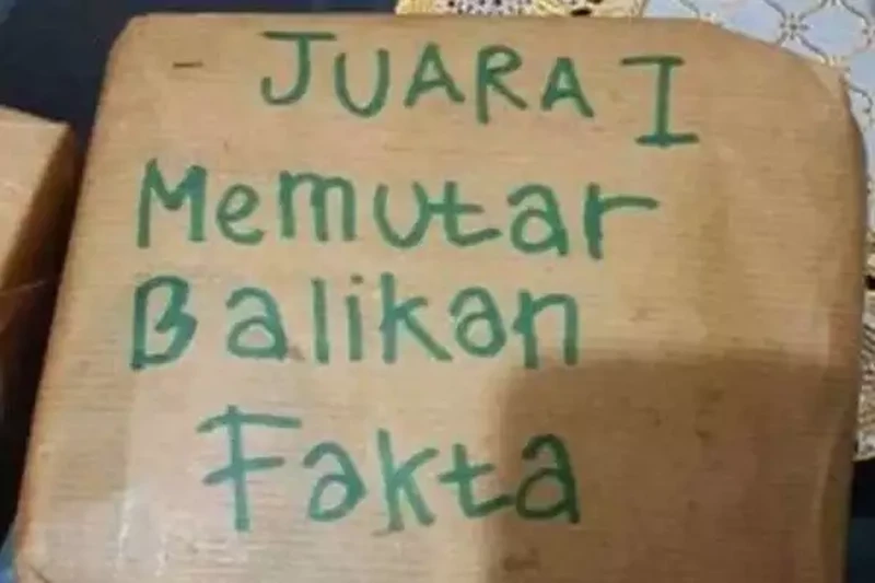 Di antara gelar juara satu berikut, kira-kira mana yang paling cocok buat kamu?