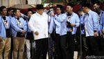 Momen Capres Prabowo Sambut Relawan Matahari Pagi