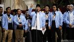 Momen Capres Prabowo Sambut Relawan Matahari Pagi