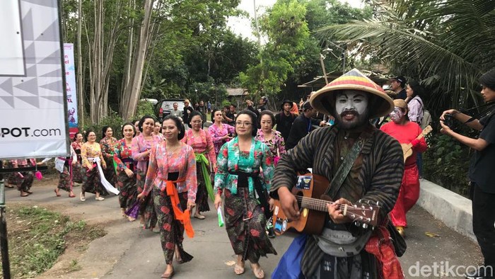 Kirab pembukaan Ngayogjazz 2023, Sabtu (18/11).