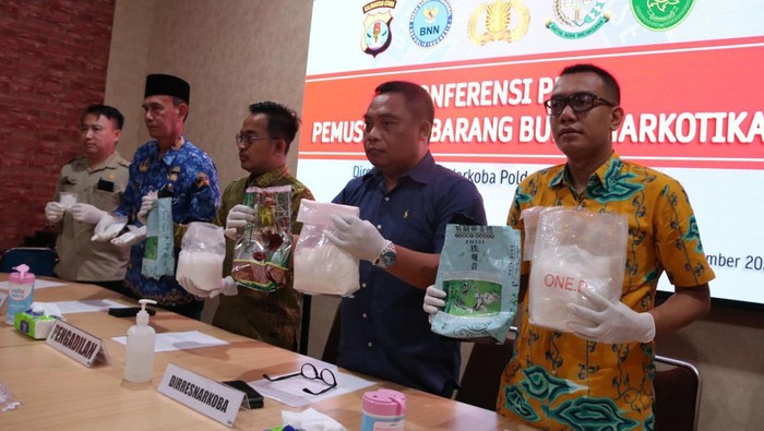 Polda Kaltara saat rilis pemusnahan sabu.