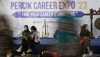 Pasca pandemi COVID-19, bursa kerja kembali hadir di Indonesia. Salah satunya adalah Bursa Kerja Percik Career Expo.