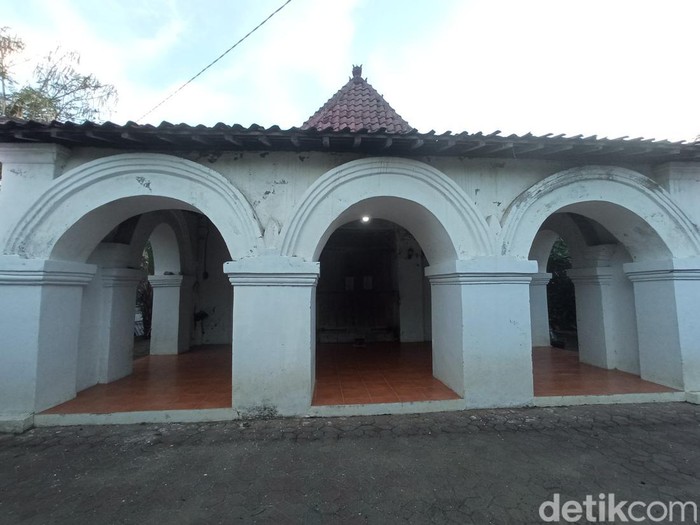 Situs Lawang Sanga di Cirebon