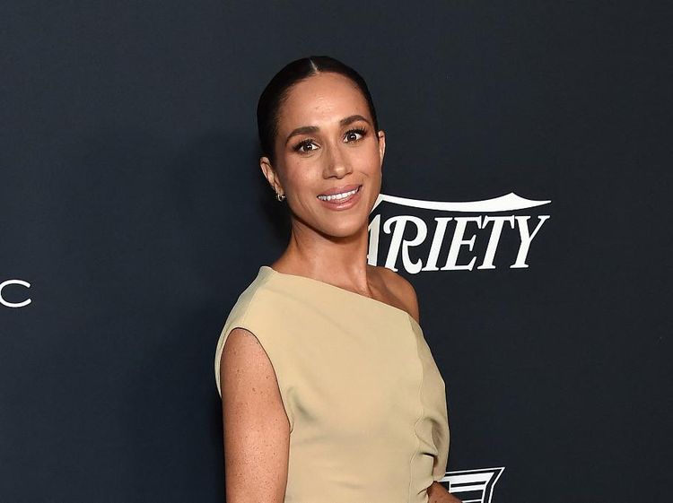 Kala Meghan Markle Hadiri Red Carpet Tanpa Pangeran Harry
