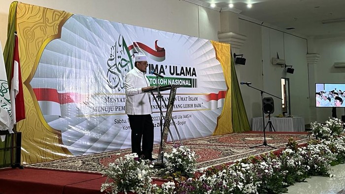 Yusuf Martak dalam acara Ijtima Ulama dan Tokoh Nasional Tahun 2023 di Majelis Az Zikra, Sentul, Bogor, Jawa Barat, Sabtu (18/11/2023).