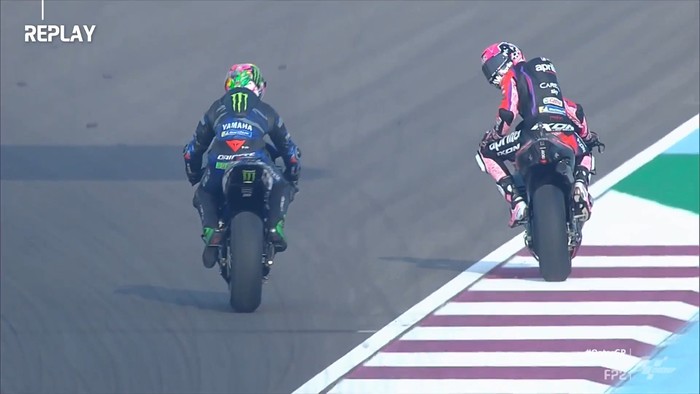 Aleix Espargaro pukul kepala Franco Morbidelli