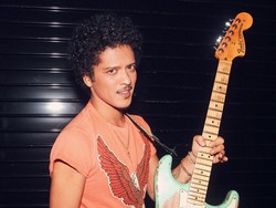 Bruno Mars Klarifikasi Usai Diduga Sukai Cuitan yang Hina Taylor Swift