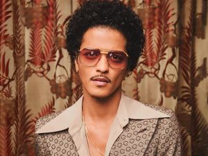 Pantauan Lalin Sekitar JIS Mulai Padat Jelang Konser Bruno Mars