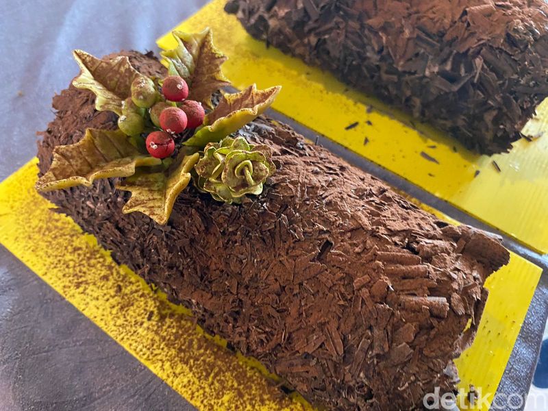 Christmas Log Cake buatan chef Yongki Gunawan