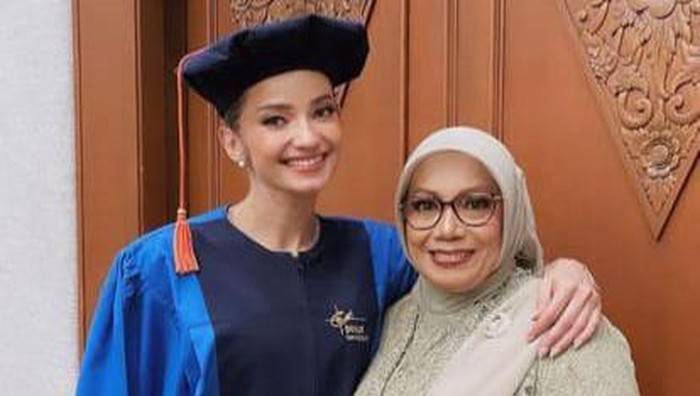 Enzy Storia