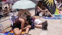 Ia pun meninggal dunia saat tiba di rumah sakit di usia 23 tahun. AP/Silvia Izquierdo