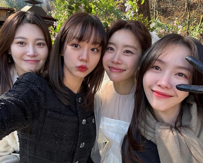 Member Girl's Day berkumpul di pernikahan Sojin pada Sabtu (18/11/2023).