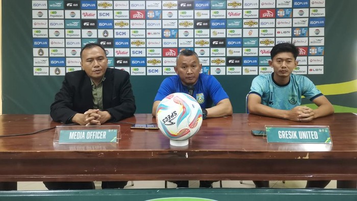 Laga Liga 2 antara Gresik United vs Deltras FC bakal berlangsung di Stadion Gelora Joko Samudro, Minggu (19/11/2023) sore. Gresik United mengusung misi meraih poin penuh dalam laga kali ini.