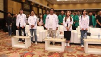 Berbagai kalangan milenial dari mulai mahasiswa, karang taruna dan juga kaula muda yang ada di Jakarta memadati deklarasi Barisan Pelopor Milenial Nusantara (BPMN) Minggu, 19 November 2023 yang berlokasi di Grand Slipi Tower.
