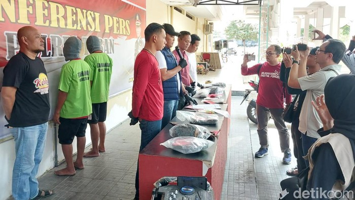 pembunuhan sekdes di Tuban