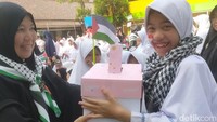 Kepala Sekolah Yati Nurhayati mengatakan bahwa kegiatan aksi peduli Palestina ini bertujuan untuk memberikan pemahaman yang bermakna kepada peserta didik mengenai nilai-nilai kemanusiaan, keadilan, kepedulian, serta empati peserta didik terhadap sesama manusia yg membutuhkan bantuan dalam sebuah aksi nyata. 